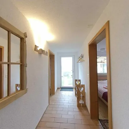 Maliet - Spacious With 4 Double Apartment