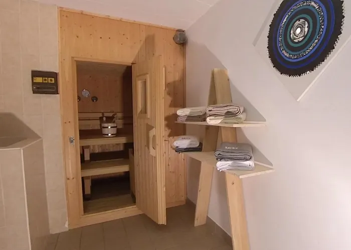 Maliet - Spacious With Mountain View Pany