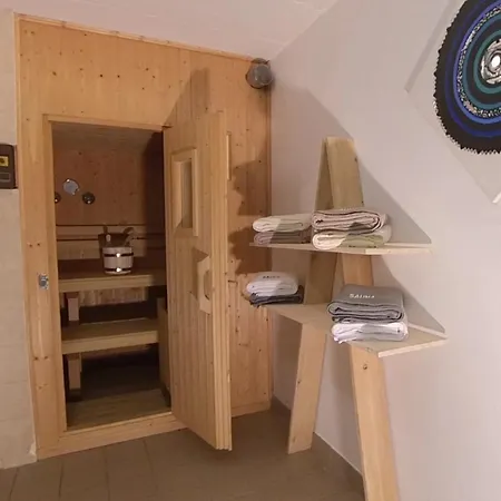 Maliet - Spacious With Mountain View Pany